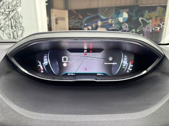 PEUGEOT 3008 1.2 PureTech GPF Allure SUV 5dr Petrol EAT Euro 6 (s/s) (130 ps)