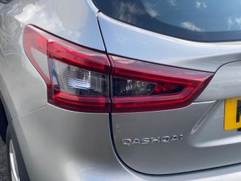 NISSAN QASHQAI 1.5 dCi Acenta Premium SUV 5dr Diesel Manual Euro 6 (s/s) (115 p