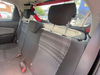 TOYOTA YARIS 1.33 Dual VVT-i Icon Hatchback 5dr Petrol Manual Euro 6 (99 ps)