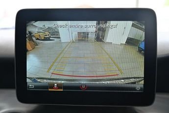 MERCEDES-BENZ GLA 2.1 GLA200d AMG Line SUV 5dr Diesel 7G-DCT Euro 6 (s/s) (136 ps)