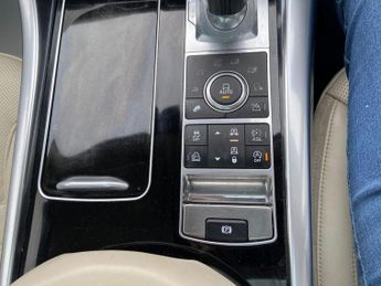 LAND ROVER RANGE ROVER SPORT 3.0 SD V6 Autobiography Dynamic SUV 5dr Diesel Auto 4WD Euro 6 (