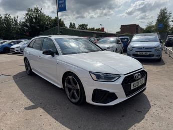 Audi A4 2.0 TDI 35 Black Edition Estate 5dr Diesel S Tronic Euro 6 (s/s)