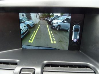 VOLVO XC60 2.4 D5 SE Lux Nav SUV 5dr Diesel Auto AWD Euro 6 (s/s) (220 ps)