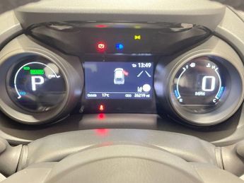 TOYOTA YARIS CROSS 1.5 VVT-h Icon SUV 5dr Petrol Hybrid E-CVT Euro 6 (s/s) (116 ps)