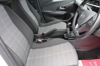 VAUXHALL CORSA 1.2 SE Edition Hatchback 5dr Petrol Manual Euro 6 (75 ps)
