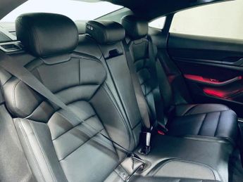 PORSCHE TAYCAN Performance Plus 93.4kWh 4S Saloon 4dr Electric Auto 4WD (571 ps