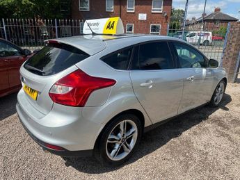 FORD FOCUS 2.0 TDCi Titanium X Hatchback 5dr Diesel Powershift Euro 5 (163 