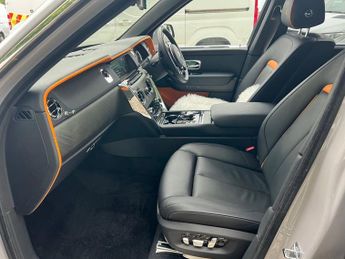 ROLLS-ROYCE CULLINAN 6.75 V12 SUV 5dr Petrol Auto 4WD Euro 6 (563 bhp)