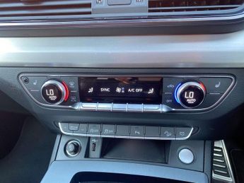 AUDI Q5 2.0 TFSI 45 S line SUV 5dr Petrol S Tronic quattro Euro 6 (s/s) 
