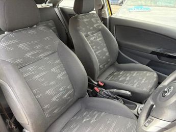 VAUXHALL CORSA 1.4 16V Exclusiv Hatchback 3dr Petrol Auto Euro 5 (A/C) (100 ps)