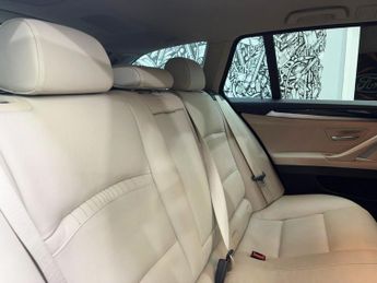 BMW 5 SERIES 2.0 520d SE Touring 5dr Diesel Auto Euro 6 (s/s) (190 ps)