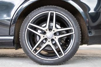 MERCEDES-BENZ E-CLASS 3.0 E350 V6 BlueTEC AMG Night Edition (Premium) Estate 5dr Diese