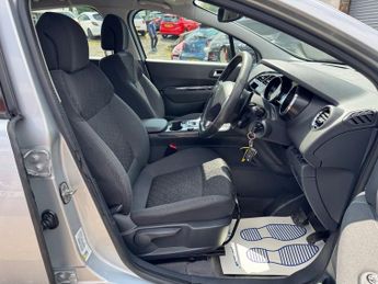 PEUGEOT 3008 1.6 e-HDi Active SUV 5dr Diesel EGC Euro 5 (s/s) (115 ps)