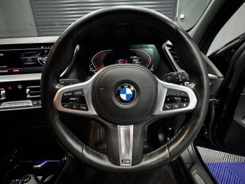 BMW 1 SERIES 1.5 118i M Sport (LCP) Hatchback 5dr Petrol DCT Euro 6 (s/s) (13