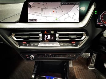 BMW 1 SERIES 1.5 118i M Sport (LCP) Hatchback 5dr Petrol DCT Euro 6 (s/s) (13