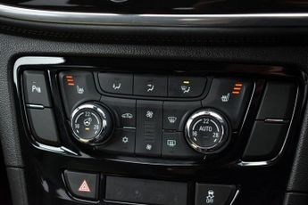 VAUXHALL MOKKA X 1.4i TURBO ELITE 5 DOOR AUTO 138 BHP (EURO 6)