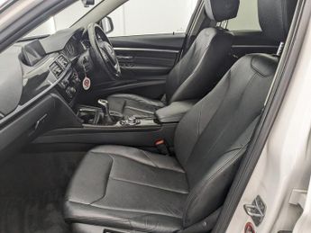 BMW 3 SERIES 2.0 318d Luxury Touring 5dr Diesel Manual Euro 6 (s/s) (150 ps)