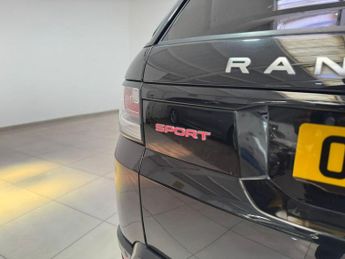LAND ROVER RANGE ROVER SPORT 3.0 SD V6 HSE Dynamic SUV 5dr Diesel Auto 4WD Euro 6 (s/s) (306 