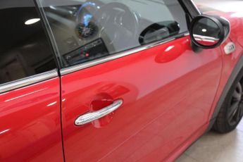 MINI HATCH 2.0 Cooper S Sport Hatchback 3dr Petrol Steptronic Euro 6 (s/s) 