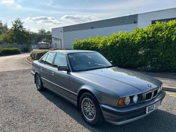 BMW 520 BMW E34 520i SE-Very Well Preserved Factory-Standard Car-First R