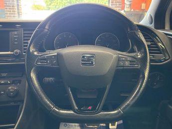 SEAT LEON 2.0 TSI Cupra 280 Sport Coupe 3 Door Automatic Petrol White DSG 