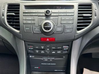 HONDA ACCORD 2.0 i-VTEC EX Saloon 4dr Petrol Auto Euro 5 (156 ps)