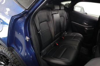 JAGUAR E-PACE 2.0 D200 MHEV R-Dynamic SE SUV 5dr Diesel Auto AWD Euro 6 (s/s) 