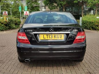 MERCEDES-BENZ C-CLASS 2.1 C220 CDI BlueEfficiency Executive SE Saloon 4dr Diesel Manua