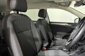 VOLKSWAGEN TIGUAN ALLSPACE 1.5 TSI Life SUV 5dr Petrol DSG Euro 6 (s/s) (150 ps) 1 Owner / 