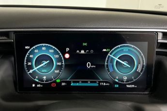 HYUNDAI TUCSON 1.6 h T-GDi 13.8kWh Premium SUV 5dr Petrol Plug-in Hybrid Auto 4