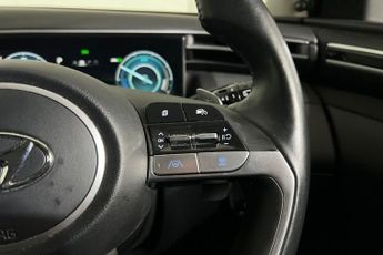 HYUNDAI TUCSON 1.6 h T-GDi 13.8kWh Premium SUV 5dr Petrol Plug-in Hybrid Auto 4