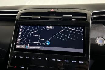 HYUNDAI TUCSON 1.6 h T-GDi 13.8kWh Premium SUV 5dr Petrol Plug-in Hybrid Auto 4