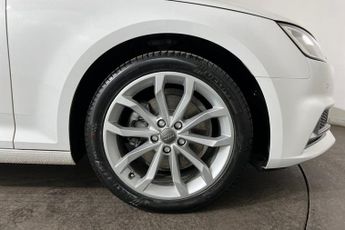 AUDI A4 AVANT 2.0 TFSI 35 Sport Estate 5dr Petrol Manual Euro 6 (s/s) (150 ps)