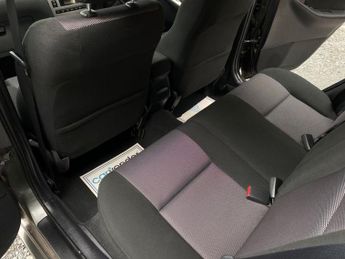 TOYOTA COROLLA 1.6 VVT-i T3 Hatchback 5dr Petrol Automatic (190 g/km, 109 bhp)