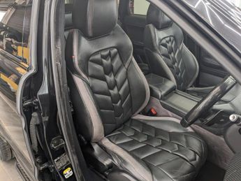 LAND ROVER RANGE ROVER EVOQUE 2.2 SD4 Pure Tech SUV 5dr Diesel Auto 4WD Euro 5 (s/s) (190 ps)