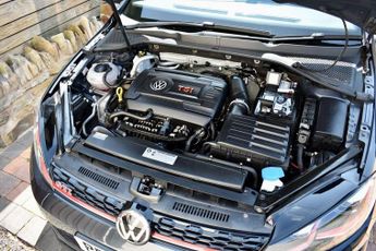 VOLKSWAGEN GOLF 2.0 TSI GTI Performance DSG Euro 6 (s/s) 5dr