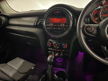 MINI HATCH 1.5 Cooper Hatchback 5dr Petrol Auto Euro 6 (s/s) (136 ps)