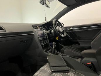 VOLKSWAGEN GOLF 2.0 TDI BlueMotion Tech GTD Hatchback 3dr Diesel Manual Euro 6 (