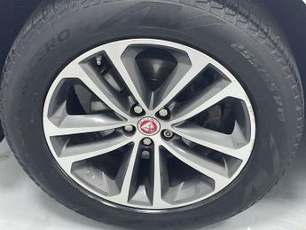 JAGUAR F-PACE 180 AWD R-SPORT - AA INSPECTED 