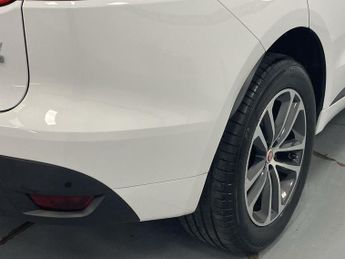 JAGUAR F-PACE 180 AWD R-SPORT - AA INSPECTED 