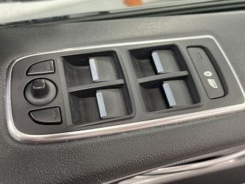 JAGUAR F-PACE 180 AWD R-SPORT - AA INSPECTED 