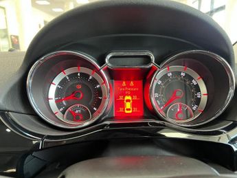 VAUXHALL ADAM 1.4i GLAM Hatchback 3dr Petrol Manual Euro 6 (87 ps)