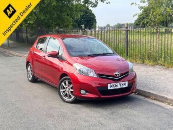 Toyota Yaris 1.33 Dual VVT-i SR Hatchback 5dr Petrol Multidrive S Euro 5 (101