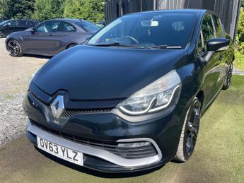 RENAULT CLIO 1.6 TCe Renaultsport Lux Hatchback 5dr Petrol EDC Euro 5 (200 ps