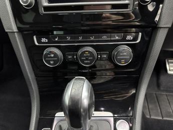 VOLKSWAGEN GOLF 2.0 TSI BlueMotion Tech R Hatchback 3dr Petrol DSG 4Motion Euro 