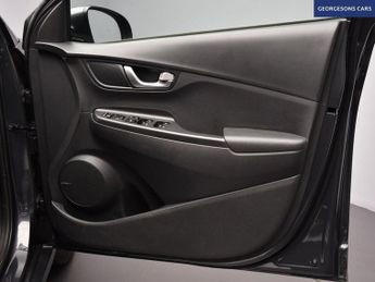 HYUNDAI KONA 64kWh Premium SUV 5dr Electric Auto (10.5kW Charger) (204 ps)