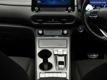 HYUNDAI KONA 64kWh Premium SUV 5dr Electric Auto (10.5kW Charger) (204 ps)