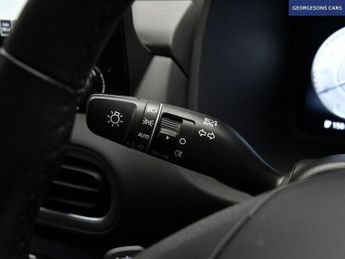 HYUNDAI KONA 64kWh Premium SUV 5dr Electric Auto (10.5kW Charger) (204 ps)