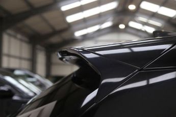 LAND ROVER RANGE ROVER VELAR 2.0 D240 S SUV 5dr Diesel Auto 4WD Euro 6 (s/s) (240 ps)