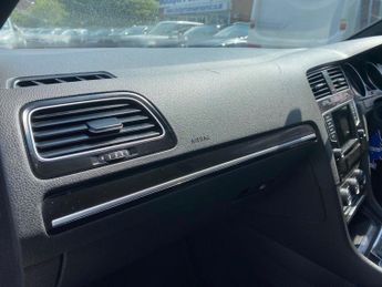 VOLKSWAGEN GOLF 2.0 TDI BlueMotion Tech GTD Hatchback 3dr Diesel DSG Euro 6 (s/s